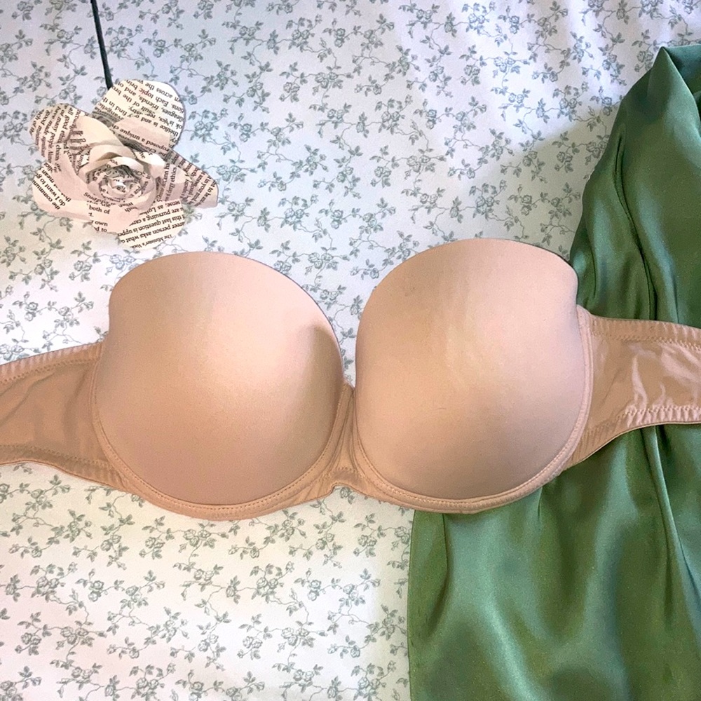 Victoria secret strapless push up bra